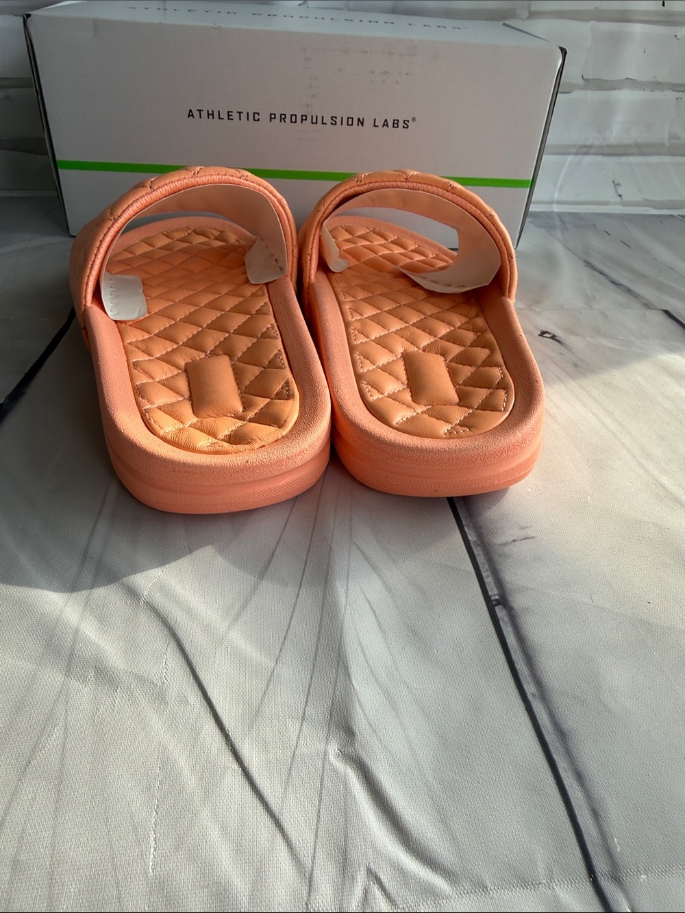 Athletic Propulsion Labs Women’s Lusso Slide in Neon Peach - Picture 6 of 8